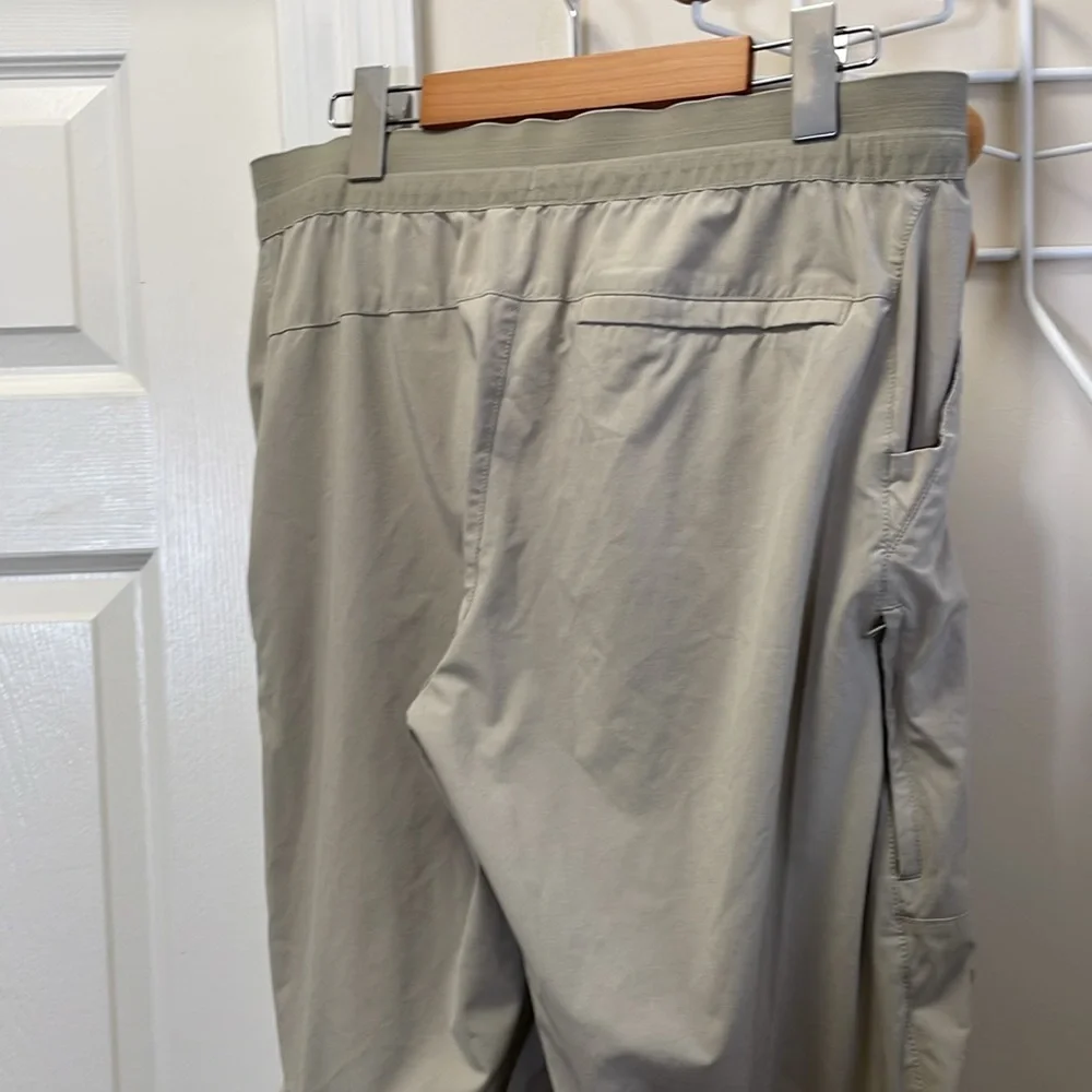 The North Face - Classic Zip Off Short Pants - Khaki - 32x32 - Picture 5 of 15